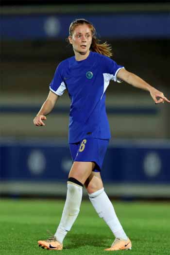 Chelsea FC Women Player Sjoeke Nüsken